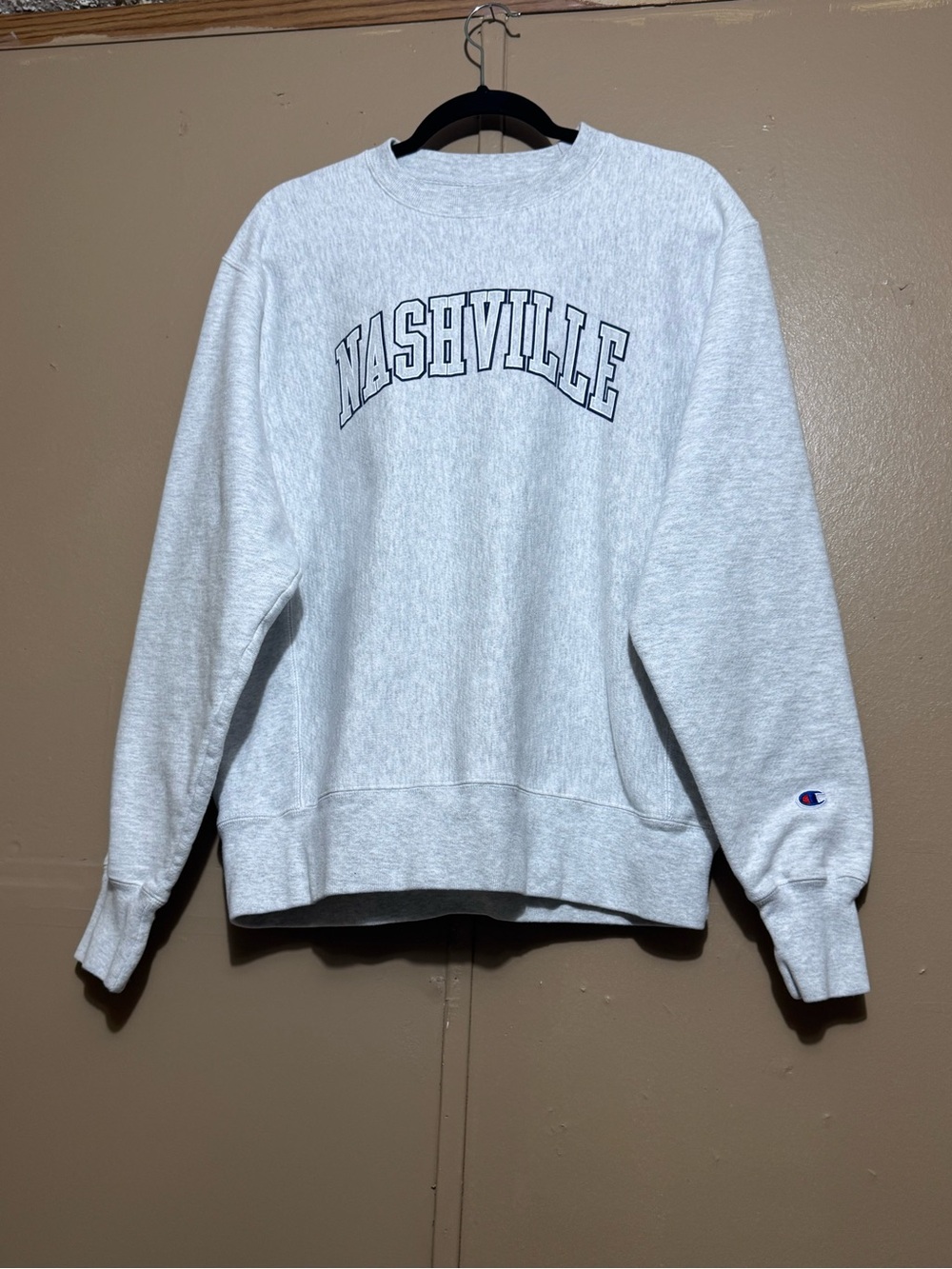 Champion Reverse Weave Light Gray Crewneck Sweatshirt with Nashville Spellout M
